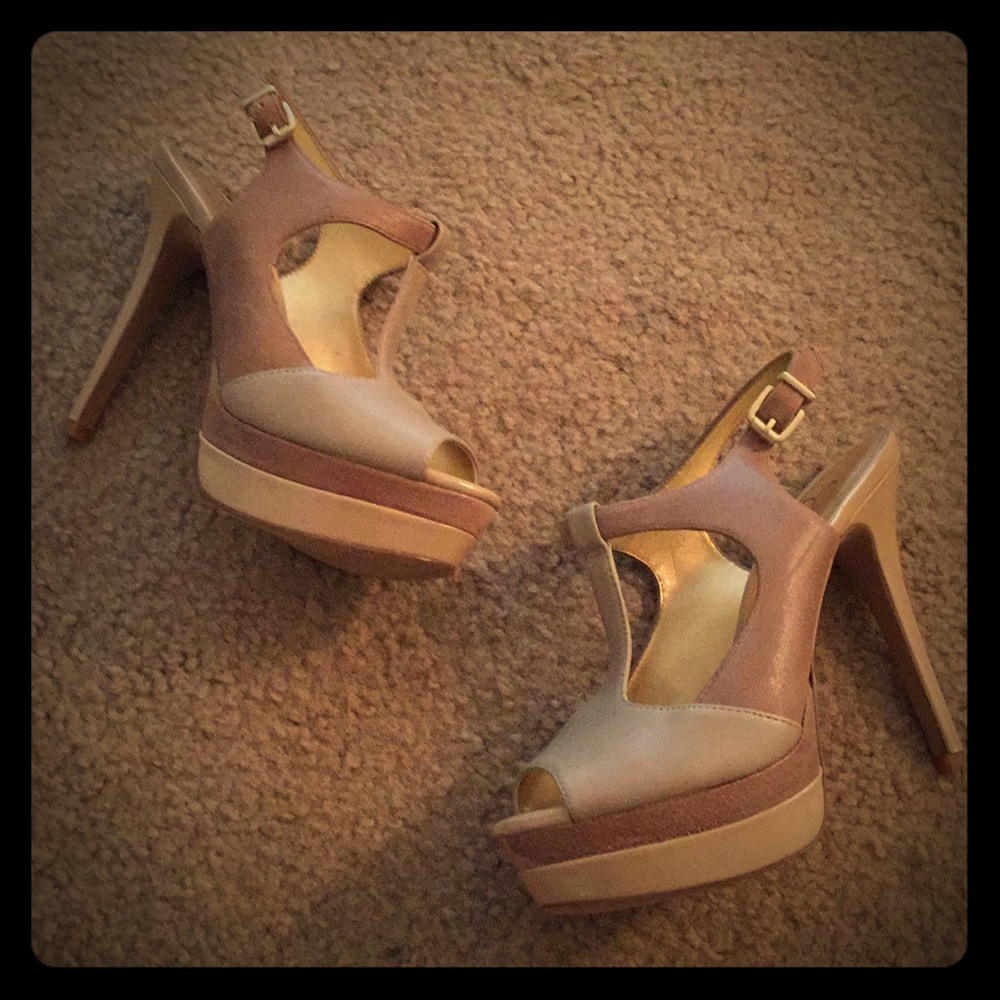 JESSICA SIMPSON EUC SEXY SUMMER NUDE HEELS 6.5